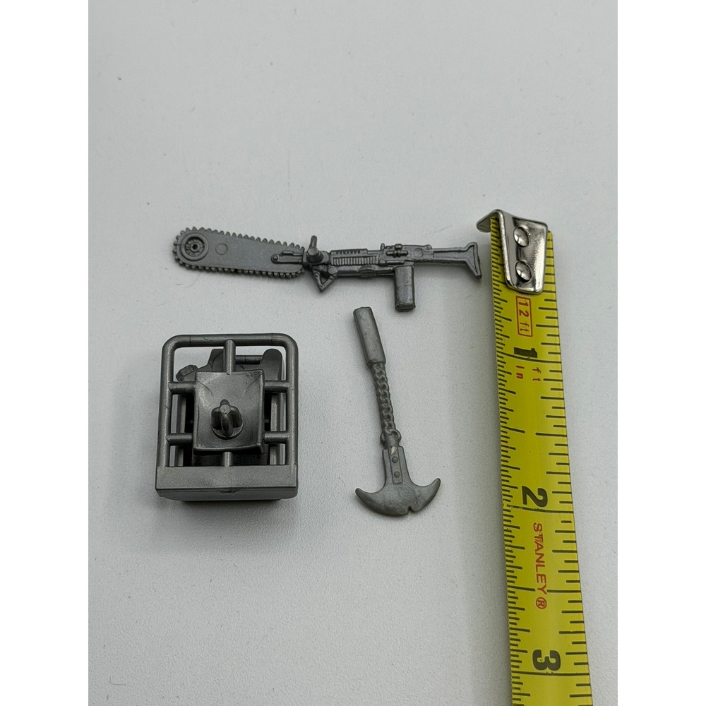 GI Joe 1985 Dreadnok Buzzer Original Accessory Lot Chainsaw Rifle Gas Can Axe - Picture 6 of 7